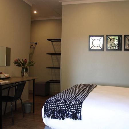 Pepper Tree Venue & Guesthouse Bloemfontein Esterno foto