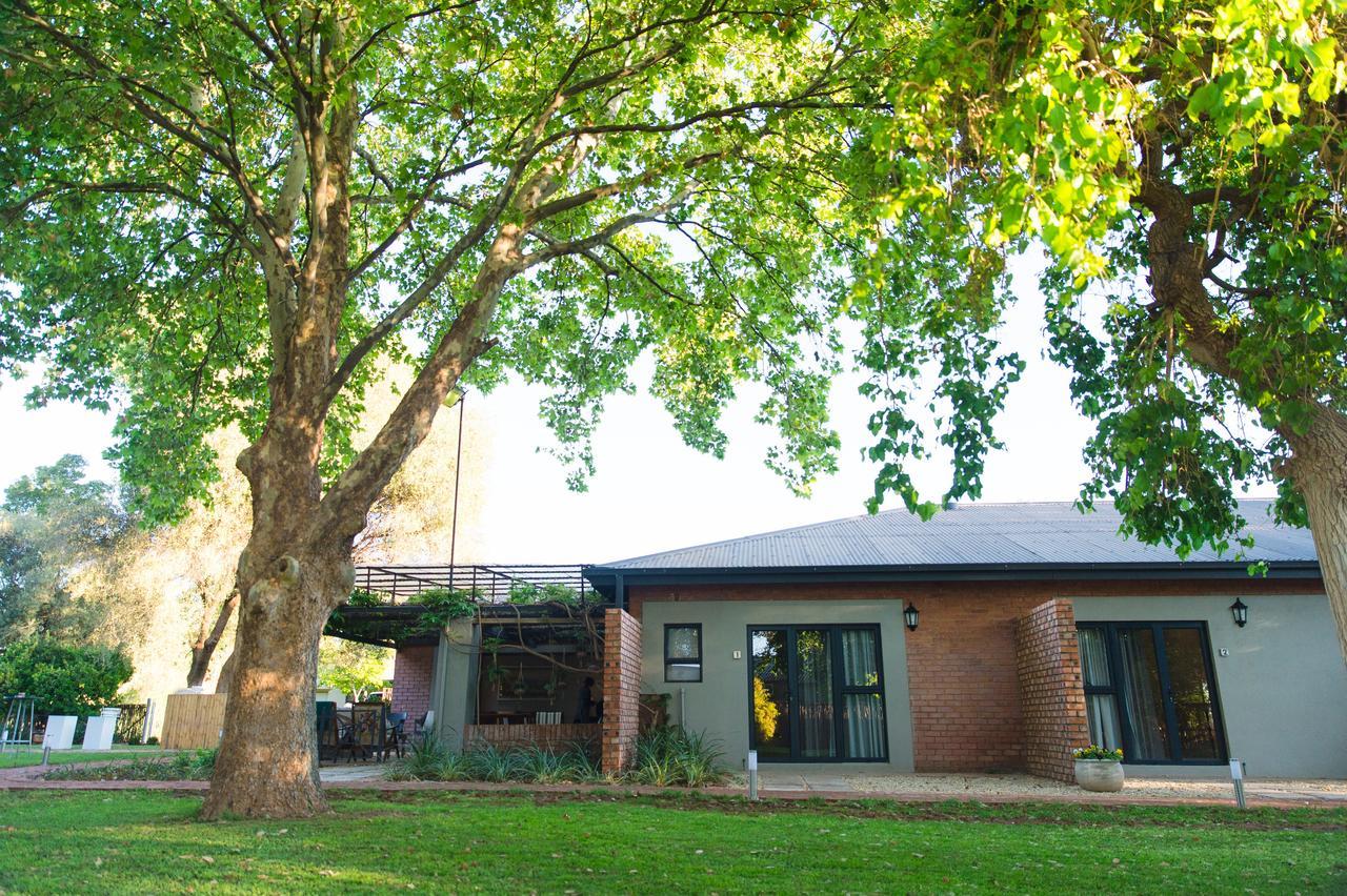 Pepper Tree Venue & Guesthouse Bloemfontein Esterno foto