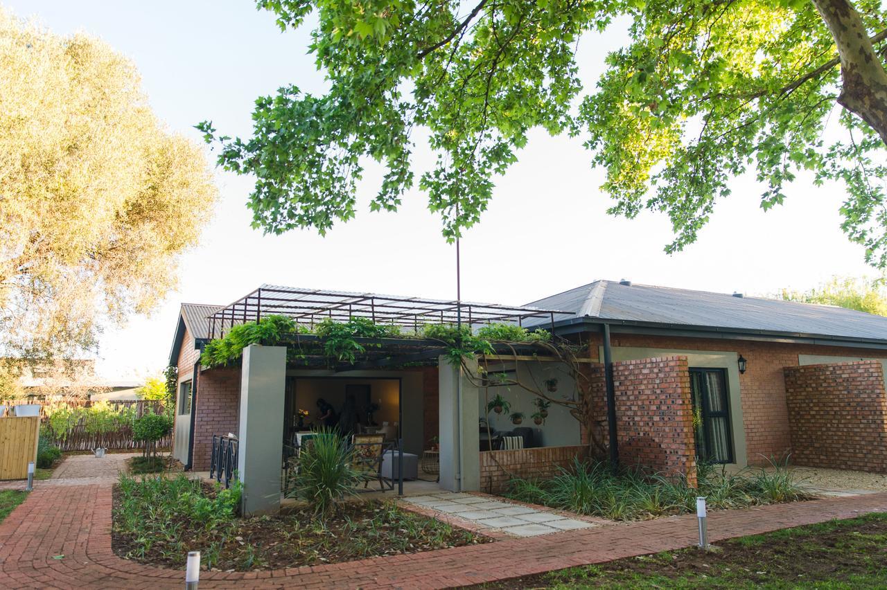 Pepper Tree Venue & Guesthouse Bloemfontein Esterno foto