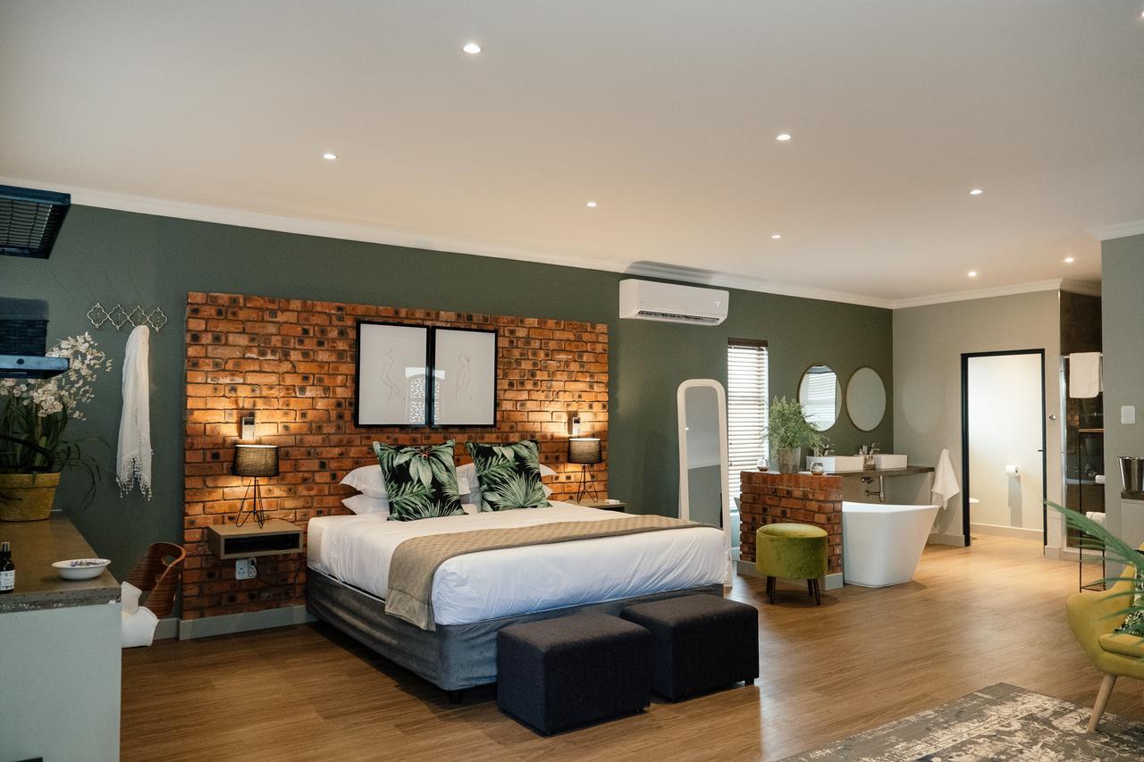 Pepper Tree Venue & Guesthouse Bloemfontein Esterno foto