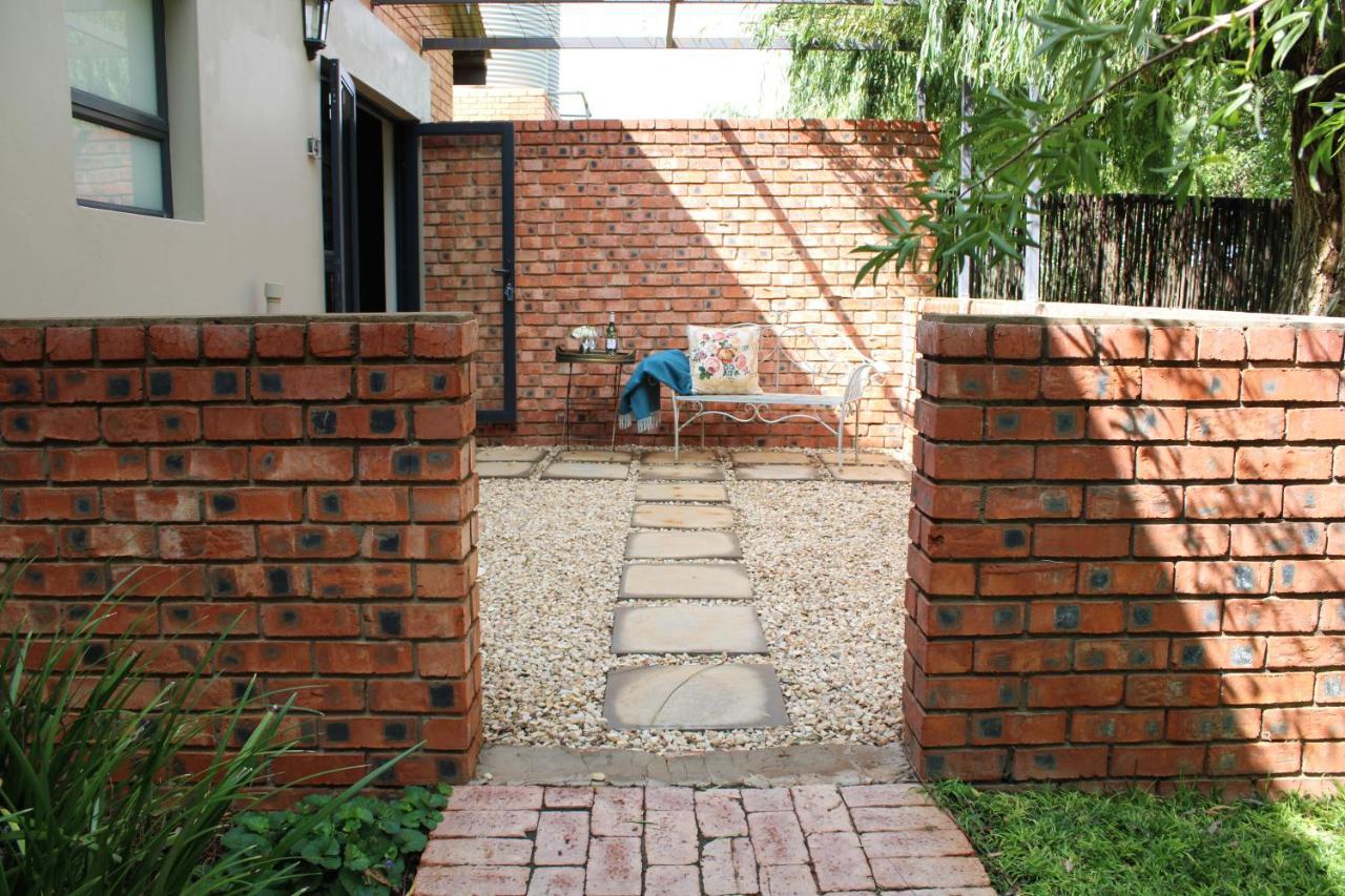 Pepper Tree Venue & Guesthouse Bloemfontein Esterno foto